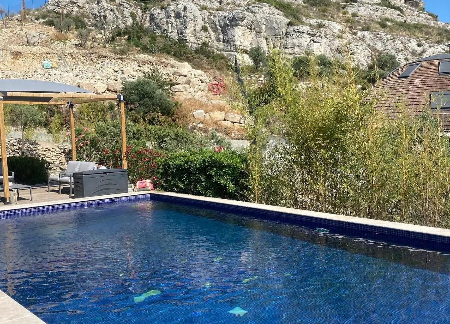 Belle Villa En Provence Lançon-Provence 0*,  فرنسا