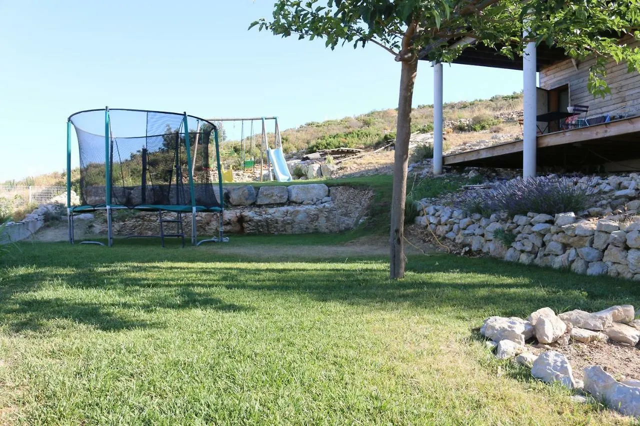Belle Villa En Provence Lançon-Provence 0*,  فرنسا